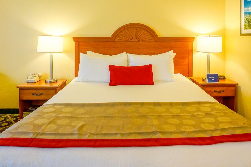Zimmer mit Queensize-Bett - barrierefrei/für Hörgeschädigte geeignet - Nichtraucher